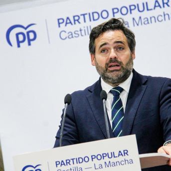 Paco Núñez en la Mesa de Infraestructuras del Partido Popular de Castilla-La Mancha. PP C-LM