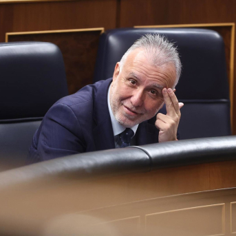 El Congreso aprueba la ley de indemnizaciones a víctimas de la represión con el rechazo de PP y Vox