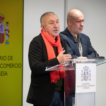El secretario general de UGT, Pepe Álvarez (i), y el secretario general de CCOO, Unai Sordo (d). Fernando Sánchez - Europa Press