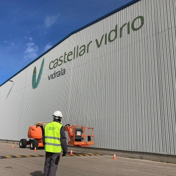 Planta de Vidrala en Barcelona. VIDRALA Planta de Vidrala en Barcelona. VIDRALA