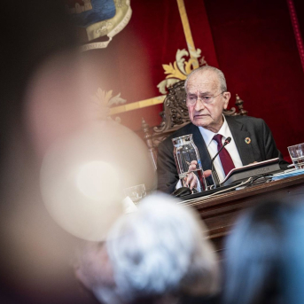 El alcalde de Málaga, Francisco de la Torre, en el pleno del mes de marzo. AYUNTAMIENTO