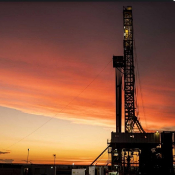 Pozo petrolífero de la argentina YPF. YPF