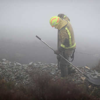 Controlado el fuego de Ourol (Lugo) tras arrasar 32,83 hectáreas