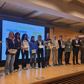 Caprabo es distinguida por la Asociación Contra el Cáncer en Lleida por su apoyo solidario