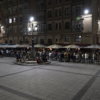 Locales de ocio nocturno en el centro de Santander   JOAQUÍN GÓMEZ SASTRE / JOAQUÍN GÓMEZ SASTRE