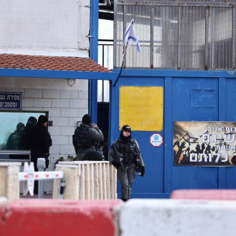 Acceso a la prisión militar israelí de Ofer, cerca de Jerusalén Europa Press/Contacto/Jamal Awad Acceso a la prisión militar israelí de Ofer, cerca de Jerusalén Europa Press/Contacto/Jamal Awad