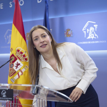 El PP afea a Vox que estire los plazos autonómicos y le avisa de que la ciudadanía rechaza el bloqueo El PP afea a Vox que estire los plazos autonómicos y le avisa de que la ciudadanía rechaza el bloqueo