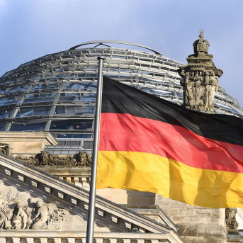 Imagen de archivo de una bandera de Alemania. Soeren Stache/dpa