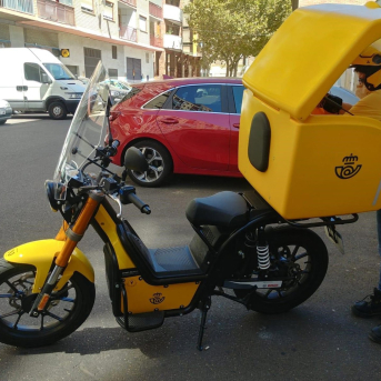 El Parlament reclama más personal de Correos en Formentera para garantizar un servicio estable