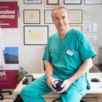 Imagen del doctor Gontrand López-Nava, director de la Unidad de Endoscopia Bariátrica en el Hospital Universitario HM Sanchinarro. HM Imagen del doctor Gontrand López-Nava, director de la Unidad de Endoscopia Bariátrica en el Hospital Universitario HM Sanchinarro. HM