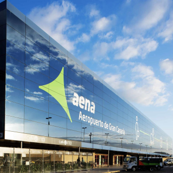 El Aeropuerto de Gran Canaria CEDIDO POR CABILDO DE GRAN CANARIA El Aeropuerto de Gran Canaria CEDIDO POR CABILDO DE GRAN CANARIA