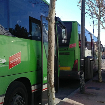 Archivo.- Autobús interurbano en la Comunidad de Madrid. EUROPA PRESS