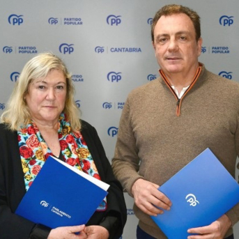 El PP de Cantabria plantea acciones contra la dermatosis nodular “ante la falta de liderazgo del Gobierno de Sánchez” El PP de Cantabria plantea acciones contra la dermatosis nodular “ante la falta de liderazgo del Gobierno de Sánchez”