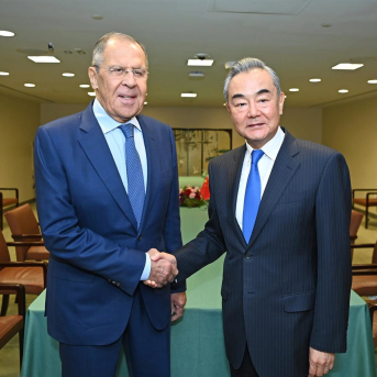 Wang Yi y Sergei Lavrov (archivo) Europa Press/Contacto/Li Rui