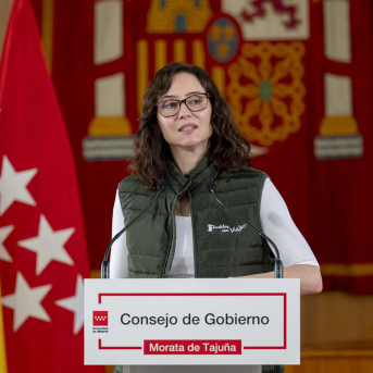 La presidenta de la Comunidad de Madrid, Isabel Díaz Ayuso, atiende a los medios tras la reunión del Consejo de Gobierno, en el Ayuntamiento de Morata de Tajuña, a 25 de marzo de 2026, en Morata de Tajuña, Madrid (España). Alberto Ortega - Europa Press