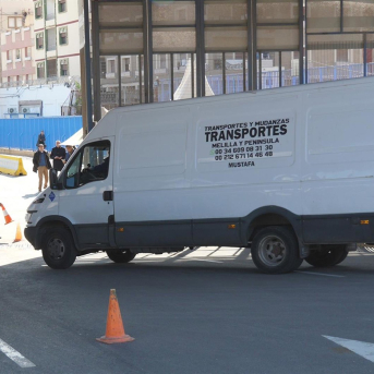Uno de los ensayos que se realizaron sobre la aduana comercial de Melilla. DELEGACIÓN DEL GOBIERNO Uno de los ensayos que se realizaron sobre la aduana comercial de Melilla. DELEGACIÓN DEL GOBIERNO