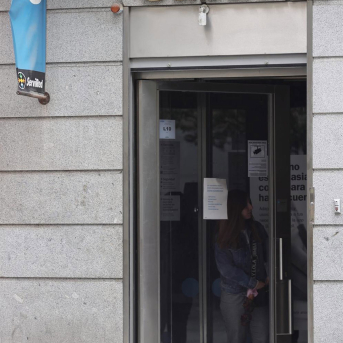 La entrada de una sucursal de Banco Sabadell, a 2 de septiembre de 2021, en Madrid (España).  Eduardo Parra - Europa Press