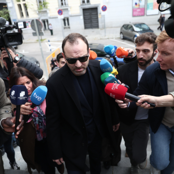 El hijo de Ábalos, Víctor Manuel Ábalos Aguado, a su salida al Tribunal Supremo | Eduardo Parra (Europa Press)