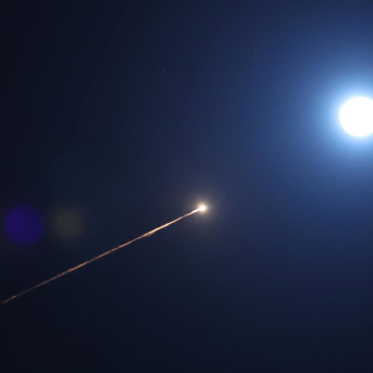 Un misil interceptor israelí lanzado en respuesta un ataque aéreo sobre Tel Aviv Europa Press/Contacto/Saeed Qaq Un misil interceptor israelí lanzado en respuesta un ataque aéreo sobre Tel Aviv Europa Press/Contacto/Saeed Qaq