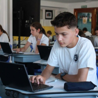 Un colegio de Boadilla se adelanta al futuro con un modelo educativo que integra la IA de manera ética