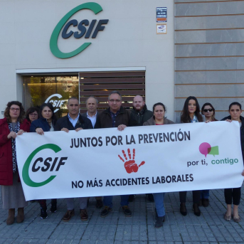 Concentración de personal de CSIF contra la siniestralidad laboral CSIF