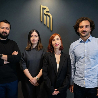 Equipo Golden Owl GOLDEN OWL Equipo Golden Owl GOLDEN OWL