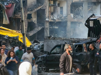 Vista de un edificio de apartamentos en en Beirut destruido por ataques de Israel    Ankhar Kochneva / Zuma Press / ContactoPhoto