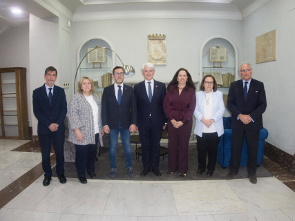 (I-D) Ángel Méndez, Filomena Peláez, Francisco Aranda, Salvador González, Encarna Orduna, María Jesús Moro Y Juan José Aizcorbe. ABOGACÍA ESPAÑOLA