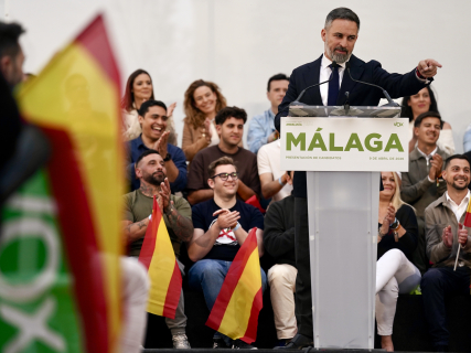 EuropaPress 7427402 presidente vox santiago abascal acto presentacion candidatos 09 abril 2026