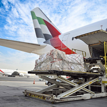 Emirates y Dubai Humanitarian lanzan un puente aéreo a Sri Lanka para transportar ayuda humanitaria urgente EMIRATES