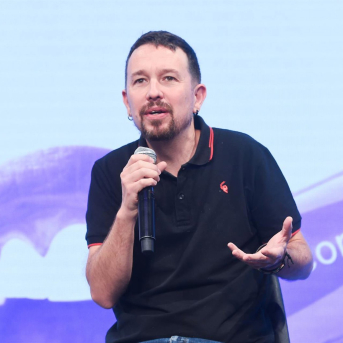 El exvicepresidente del Gobierno y exsecretario general de Podemos, Pablo Iglesias, durante una intervención en la  Universidad de Otoño de Podemos en Espacio Ventas, a 18 de octubre de 2025, en Madrid (España). Gustavo Valiente - Europa Press