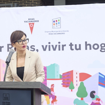 La ministra de Joventut i Infància, Sira Rego, durant l'acte de lliurament de les claus de 83 habitatges en règim de lloguer per a joves, a 11 d'abril de 2026, a Rivas Vaciamadrid, Madrid (Espanya). Jesús Hellín - Europa Press La ministra de Joventut i Infància, Sira Rego, durant l'acte de lliurament de les claus de 83 habitatges en règim de lloguer per a joves, a 11 d'abril de 2026, a Rivas Vaciamadrid, Madrid (Espanya). Jesús Hellín - Europa Press
