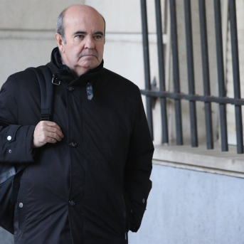 Gaspar Zarrías llega a la quinta sesión del juicio del caso ERE. (Foto de archivo). EUROPA PRESS