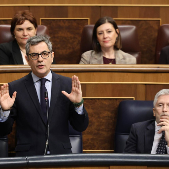 La oposición concentra sus críticas en Bolaños en el próximo control del Congreso ante la ausencia de Sánchez y varios ministros La oposición concentra sus críticas en Bolaños en el próximo control del Congreso ante la ausencia de Sánchez y varios ministros