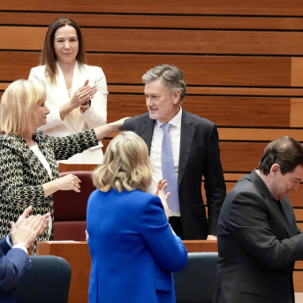 Arranca la XII Legislatura en Castilla y León con un Parlamento de seis partidos presidido de nuevo por el PP tras siete años