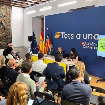 CASA 47 presenta el programa de construcción de vivienda asequible a los municipios afectados por la dana que cedan suelo DELEGACIÓN DE GOBIERNO