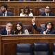 El presidente de Vox, Santiago Abascal, la portavoz de Vox en el Congreso, Pepa Millán, y el diputado de Vox, José María Figaredo, durante un pleno en el Congreso de los Diputados, a 15 de abril de 2026, en Madrid (España).  Eduardo Parra - Europa Press