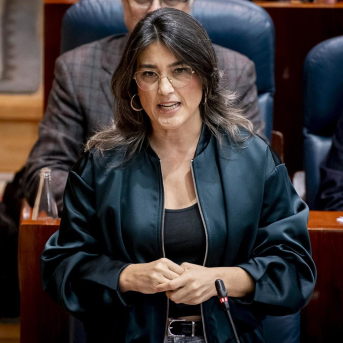 La portavoz de Más Madrid en la Asamblea, Manuela Bergerot, durante una sesión plenaria en la Asamblea de Madrid A. Pérez Meca - Europa Press