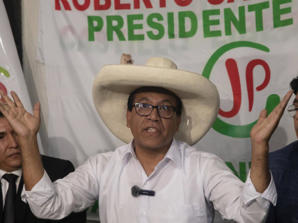 Roberto Sánchez, candidato presidencial por Juntos por el Perú. Europa Press/Contacto/Mariana Bazo