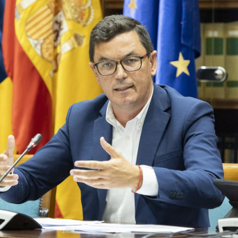 Obras Públicas y Vivienda sostiene que la mayoría de fondos se canalizan mediante licitaciones abiertas al sector privado