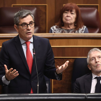 El ministro de la Presidencia, Justicia y Relaciones con las Cortes, Félix Bolaños, interviene durante una sesión de control al Gobierno, en el Congreso de los Diputados, a 18 de febrero de 2026, en Madrid (España).  Eduardo Parra - Europa Press