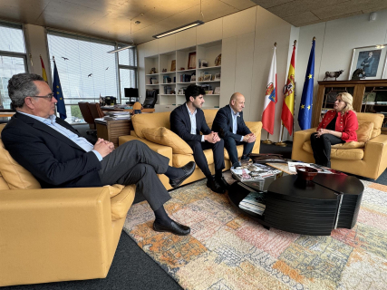 El Gobierno reafirma su respaldo al sector pesquero ante el nuevo presidente de la Federación de Cofradías