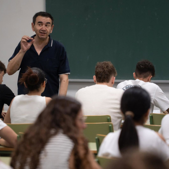 Sumar reclama al Gobierno reforzar la ciencia ciudadana frente al Capitalismo Cognitivo