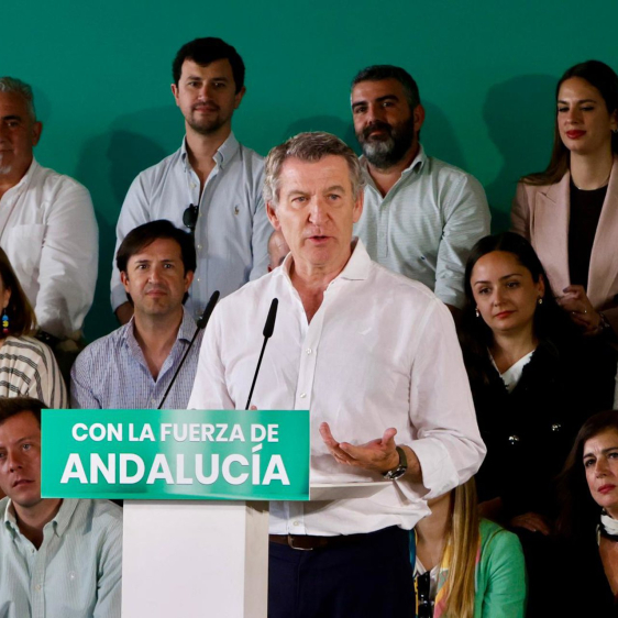 El presidente del PP, Alberto Núñez Feijóo, durante la Intermunicipal del PP andaluz. A 19 de abril de 2026, en Córdoba (Andalucía, España).  Madero Cubero - Europa Press