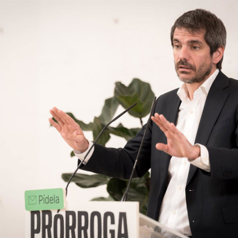 El ministro de Cultura, Ernest Urtasun, durante una rueda de prensa en conjunto de Movimiento Sumar, Comuns, Más Madrid e IU, a 20 de abril de 2026, en Madrid (España). Diego Radamés - Europa Press