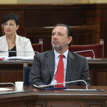 El Govern destaca que ha reactivado casi un 40% de los puntos de recarga de coches eléctricos