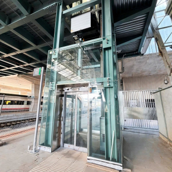 TK Elevator reconocido con el 'Elevator World' a mejor proyecto de 2026 por la intermodal de Santiago. TK ELEVATOR