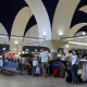 Pasajeros en el aeuropuerto de Sevilla EUROPA PRESS