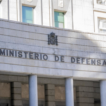 Fachada del Ministerio de Defensa. A. Pérez Meca - Europa Press