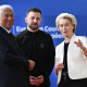 El presidente del Consejo Europeo, António Costa, el presidente de Ucrania, Volodimir Zelenski, y la presidenta de la Comisión Europea, Ursula von der Leyen. SIERAKOWSKI FREDERIC